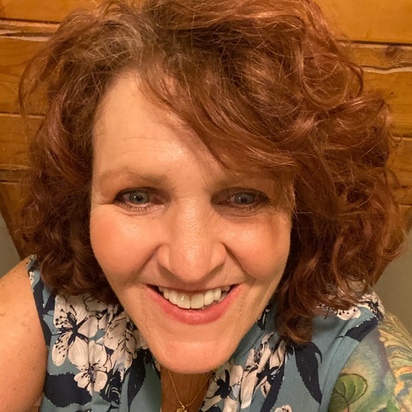 Meet your Posher, Cindy - Picture 1 of 1